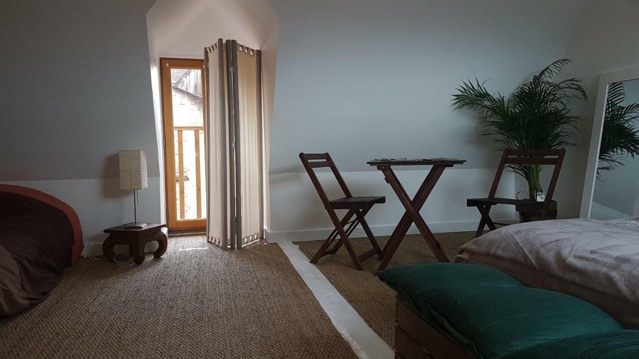 Le Cottage Belmontais, Maison Individuelle, Vue Panoramique Sur La Riviere Beaumont-sur-Sarthe Luaran gambar